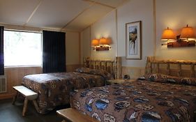 Yellowstone National Park Lake Hotel